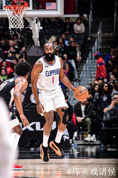 哈登三节狂砍43分快船横扫奇才 魔术击败公牛豪取4连胜